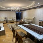 Аренда 2 комнатная Вторичка, м. Эльмляр Академиясы метро, Ясамал район 2