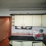 Kirayə (aylıq) 2 otaqlı Köhnə Tikili, Azadlıq metrosu, 8-ci mikrorayon, Binəqədi rayonu 9