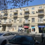 Kirayə (aylıq) 4 otaqlı Köhnə Tikili, 28 May metrosu, Nəsimi rayonu 1