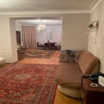 Kirayə (günlük) 3 otaqlı Köhnə Tikili, Elmlər akademiyası metrosu, Yasamal qəs., Yasamal rayonu 2