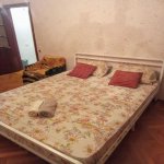 Посуточно 1 комнатная Вторичка, м. Сахил метро, Сябаиль район 2