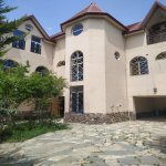 Kirayə (günlük) 15 otaqlı Həyət evi/villa, Badamdar qəs., Səbail rayonu 2