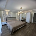 Kirayə (aylıq) 3 otaqlı Yeni Tikili, Sahil metrosu, Səbail rayonu 2