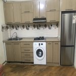 Kirayə (aylıq) 3 otaqlı Yeni Tikili, Memar Əcəmi metrosu, 3-cü mikrorayon, Nəsimi rayonu 2