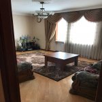 Satılır 3 otaqlı Köhnə Tikili, 20 Yanvar metrosu, 1-ci mikrorayon, Nəsimi rayonu 2