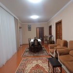 Satılır 6 otaqlı Yeni Tikili Quba 4