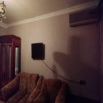Kirayə (aylıq) 3 otaqlı Köhnə Tikili, Memar Əcəmi metrosu, 4-cü mikrorayon, Nəsimi rayonu 2