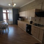 Kirayə (aylıq) 3 otaqlı Yeni Tikili, İçərişəhər metrosu, Bayıl qəs., Səbail rayonu 5