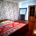 Kirayə (aylıq) 3 otaqlı Köhnə Tikili, 8 Noyabr metrosu, Papanin, Nəsimi rayonu 8