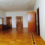 Kirayə (aylıq) 6 otaqlı Həyət evi/villa, Badamdar qəs., Səbail rayonu 8