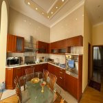 Kirayə (aylıq) 3 otaqlı Köhnə Tikili, Sahil metrosu, Səbail rayonu 11