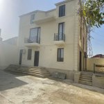Kirayə (aylıq) 9 otaqlı Həyət evi/villa, Elmlər akademiyası metrosu, Badamdar qəs., Səbail rayonu 1