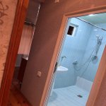 Аренда 1 комнатная Вторичка, İnşaatçılar метро, пос. Ясамал, Ясамал район 5