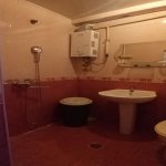 Kirayə (aylıq) 3 otaqlı Köhnə Tikili, İnşaatçılar metrosu, Yasamal qəs., Yasamal rayonu 17