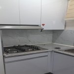 Kirayə (aylıq) 2 otaqlı Köhnə Tikili, Azadlıq metrosu, 8-ci mikrorayon, Binəqədi rayonu 9