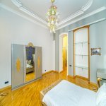 Kirayə (aylıq) 4 otaqlı Köhnə Tikili, Sahil metrosu, Nəsimi rayonu 8