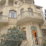 Satılır 8 otaqlı Həyət evi/villa, Badamdar qəs., Səbail rayonu 1