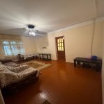 Satılır 3 otaqlı Köhnə Tikili, Azadlıq metrosu, 8-ci mikrorayon, Ayna Sultanova heykəli, Binəqədi rayonu 1