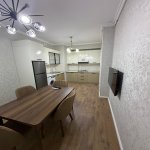 Продажа 2 комнатная Новостройка, İnşaatçılar метро, пос. Ясамал, Ясамал район 2