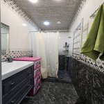 Kirayə (aylıq) 3 otaqlı Köhnə Tikili, Qara Qarayev metrosu, 8-ci kilometr, Nizami rayonu 8