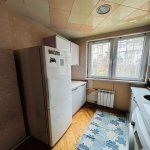 Kirayə (aylıq) 3 otaqlı Köhnə Tikili, Elmlər akademiyası metrosu, Yasamal qəs., Bakı Dövlət Universiteti, Yasamal rayonu 14