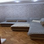 Kirayə (aylıq) 3 otaqlı Köhnə Tikili, Qara Qarayev metrosu, 8-ci kilometr, Nizami rayonu 2