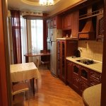 Kirayə (aylıq) 4 otaqlı Yeni Tikili, İçərişəhər metrosu, Səbail rayonu 2