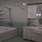 Kirayə (aylıq) 3 otaqlı Köhnə Tikili, Gənclik metrosu, Montin qəs., Nərimanov rayonu 23