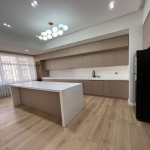 Аренда 3 комнатная Новостройка, Белый город, Хетаи район 10