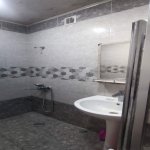 Kirayə (aylıq) 3 otaqlı Köhnə Tikili, Memar Əcəmi metrosu, 5-ci mikrorayon, Nəsimi rayonu 12