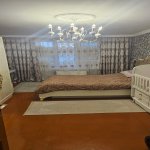 Продажа 3 комнатная Вторичка, 2-ой микрорайон район 7