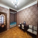 Аренда 3 комнатная Вторичка, Отель Европа, Насими район 7