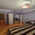 Продажа 3 комнатная Вторичка, м. Эльмляр Академиясы метро, пос. Ясамал, Ясамал район 7