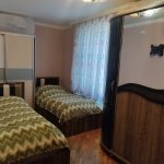 Продажа 2 комнатная Вторичка, 18 двор район 10