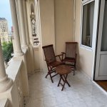 Kirayə (aylıq) 3 otaqlı Köhnə Tikili, Sahil metrosu, Nəsimi heykəli, Nəsimi rayonu 14