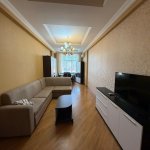 Kirayə (aylıq) 3 otaqlı Yeni Tikili, Dərnəgül metrosu, 8-ci mikrorayon, Binəqədi rayonu 1