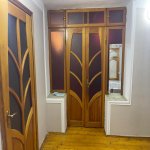 Продажа 4 комнатная Вторичка, м. Эльмляр Академиясы метро, пос. Ясамал, Ясамал район 4