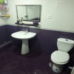 Kirayə (aylıq) 3 otaqlı Köhnə Tikili, 28 May metrosu, H. Əliyev ad. Saray, Nəsimi rayonu 8
