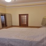 Kirayə (aylıq) 3 otaqlı Köhnə Tikili, Sahil metrosu, Fontanlar bağı, Səbail rayonu 17