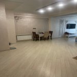 Kirayə (aylıq) 3 otaqlı Yeni Tikili, İnşaatçılar metrosu, Yasamal rayonu 2