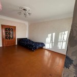 Продажа 4 комнатная Вторичка, İnşaatçılar метро, пос. Йени Ясамал, Ясамал район 7