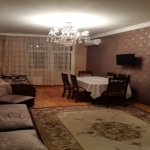 Kirayə (günlük) 2 otaqlı Yeni Tikili, İnşaatçılar metrosu, Yeni Yasamal qəs., Yasamal rayonu 3