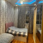 Kirayə (aylıq) 4 otaqlı Köhnə Tikili, Memar Əcəmi metrosu, 5-ci mikrorayon, Nəsimi rayonu 3