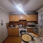 Продажа 2 комнатная Вторичка, 34 двор район 8