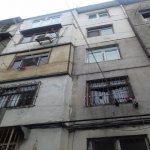 Satılır 2 otaqlı Köhnə Tikili, Memar Əcəmi metrosu, 5-ci mikrorayon, Nəsimi rayonu 1