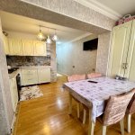 Продажа 3 комнат Вторичка, İnşaatçılar метро, пос. Йени Ясамал, Ясамал район 3