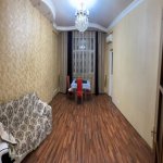 Kirayə (aylıq) 3 otaqlı Köhnə Tikili, Elmlər akademiyası metrosu, Yasamal rayonu 1