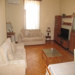 Kirayə (aylıq) 3 otaqlı Köhnə Tikili, Sahil metrosu, Səbail rayonu 4