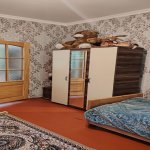 Посуточно 4 комнатная Дома/Виллы Гах 14