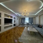 Kirayə (aylıq) 3 otaqlı Yeni Tikili, Qara Qarayev metrosu, 8-ci kilometr, Nizami rayonu 1